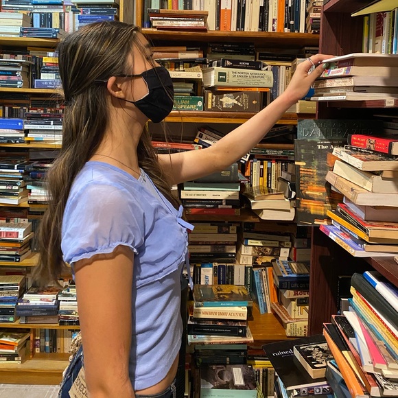 Meet your Posher, Bridgette - Picture 4 of 7